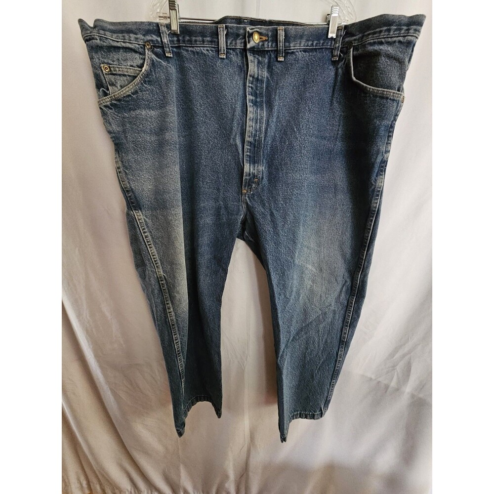 Wrangler Rugged Wear Jeans Men's Blue Denim Zipper Fly Size 54